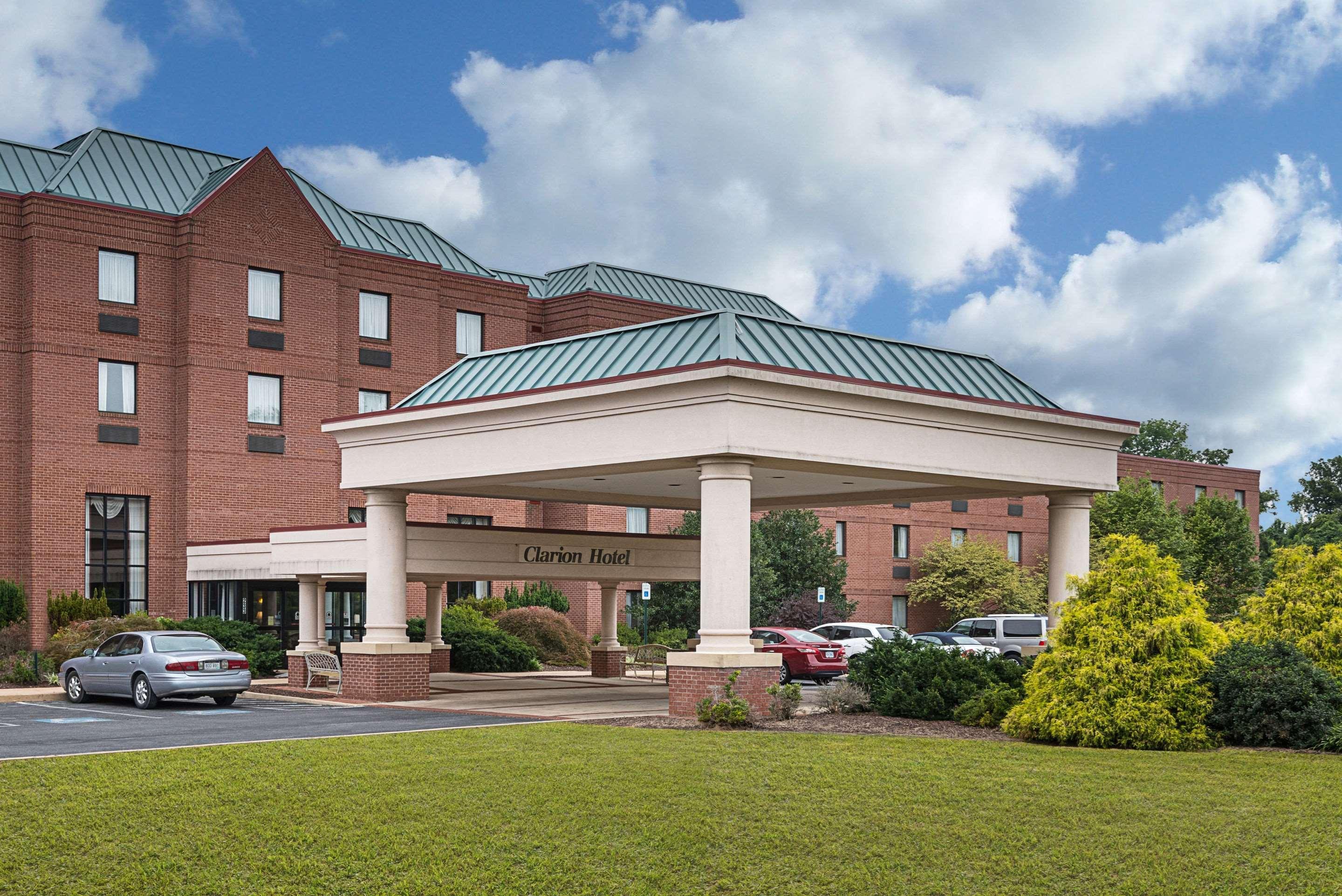 Clarion Hotel & Conference Center Shepherdstown Exteriör bild