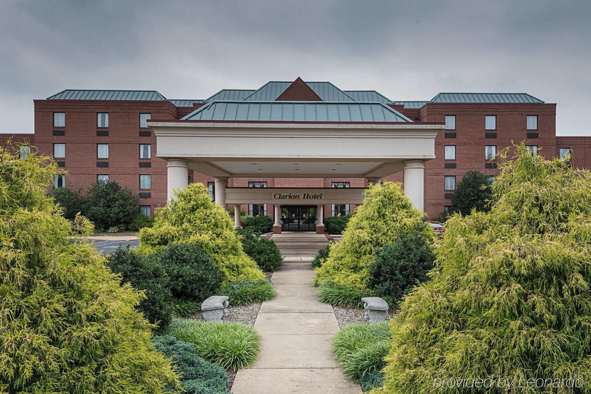 Clarion Hotel & Conference Center Shepherdstown Exteriör bild